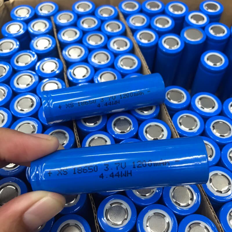 Battery Baterai 18650 3.7V  1200 Mah bisa isi / Cas Ulang Rechargeable Recharger