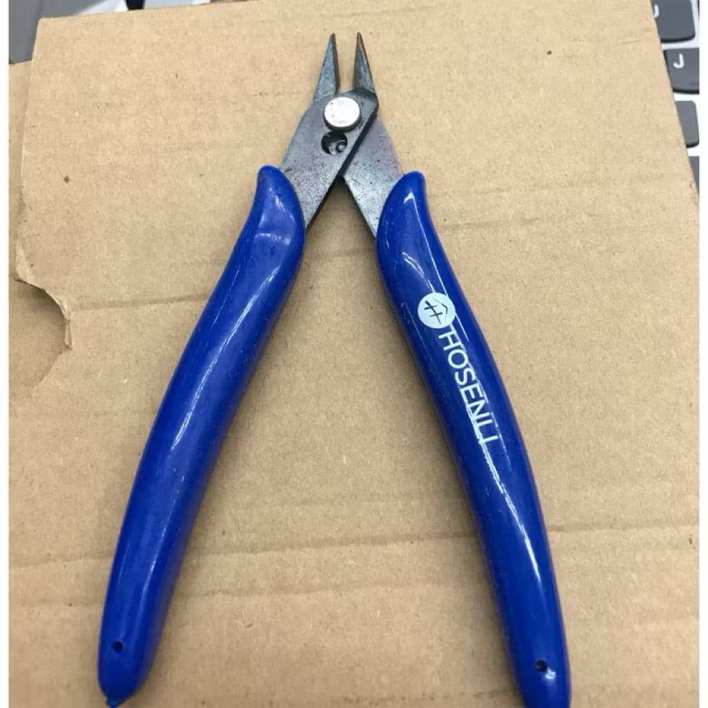 (GROSIRAN) Alat Tang Potong Plato Gunting Pemotong Kawat Coil Kabel Wire Cutter