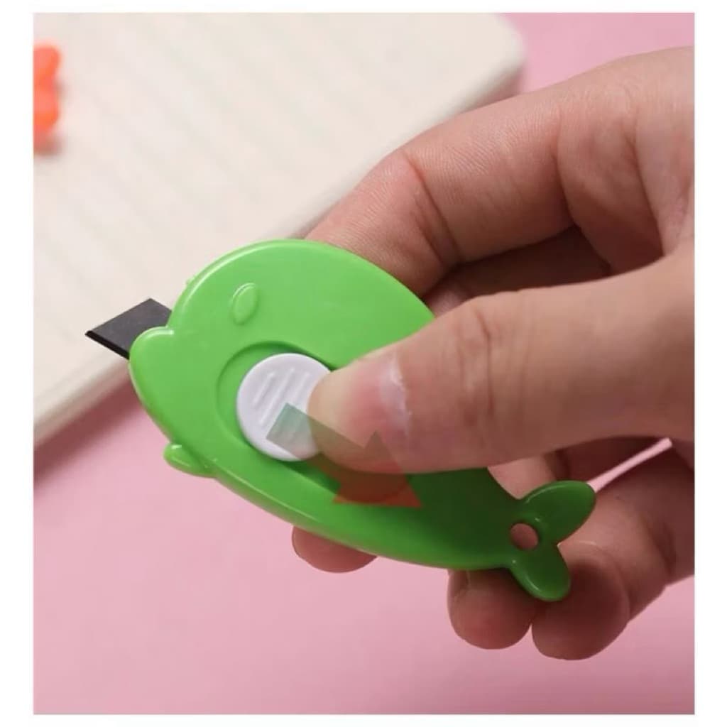 (GROSIRAN) Cutter Mini Motif Dolphin Pisau Kecil Model Dolphin Alat Bantu Buka Paket Serbaguna